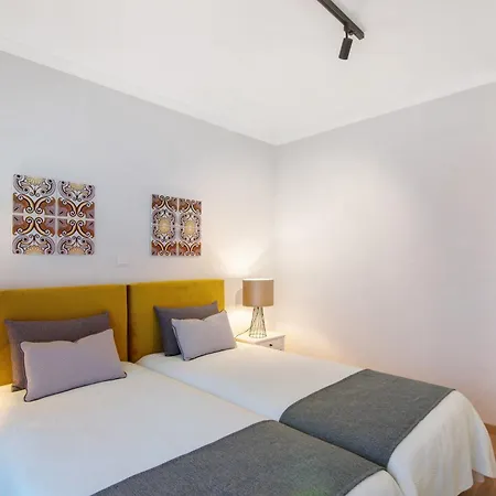 Apartamento Beira Mar - 1º Direito